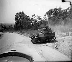 Zadek: English tanks in the mountains of Palestine