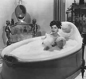 Pampering: Enjoying a bubble bath