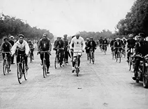 Cyclists: Enrique Agullo, 1927