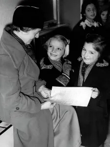 Admitted: Entering the BdM, 1937