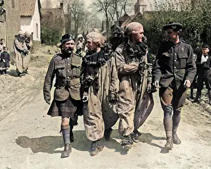 Entertainers: Two entertainers with Scots troops, WW1