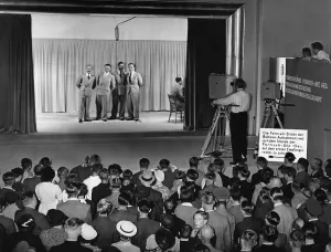 Transmitting: Entertainment program during the German Radio Exhibition in