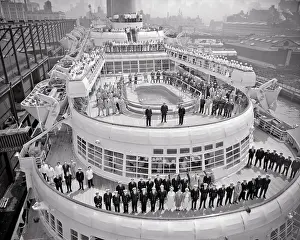 Rge001: Entire Crew of Cruise Ship the Ss Constitution