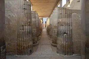Djeser: Entrance, Djoser pyramid, Saqqara, Egypt