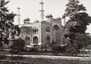 Sikandra: Entrance gate, Sikandra, Agra, India