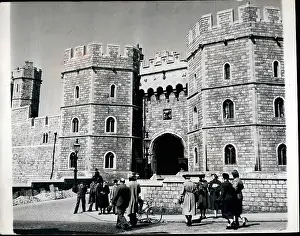 Entrances: Entrance to Royal Chapel, Windsor