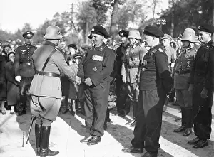 Boundary: Entry of the Armoured Troops in the military barracks Wuensd