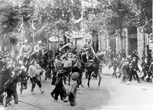 Uniformed: Entry of the German cavalry in Warsaw, 1915