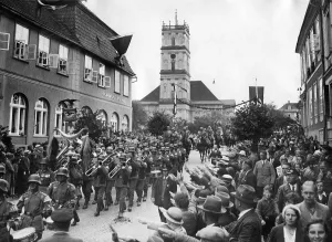 Reintroduction: Entry of the Infantry Regiment Doberitz in Neustrelitz