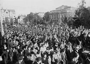 Resign: Entry of the Reichswehr (Army) in Dresden, 1923