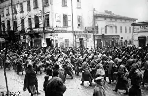 Enters: Entry of russian infantry in Lemberg, 1914