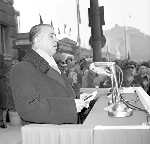 Albanias: Enver Hoxha