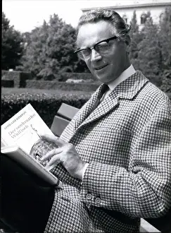 Aviv: Ephraim Kishon, Israeli satirical writer