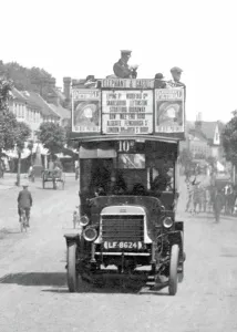 Numberplate: Epping, Bus in the High Street 1921