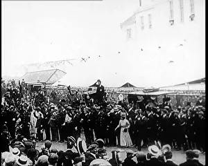 Amongst: Epsom Derby 1913