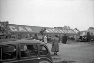 Humber: Epsom Derby - 1954
