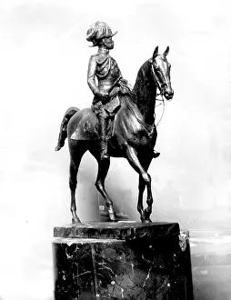 Khartoum: Equestrian statue of Lord Kitchener