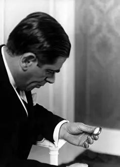 Clairvoyant: Eric Jan Hanussen, 1932