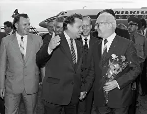 Honecker: Erich Honecker visits USSR