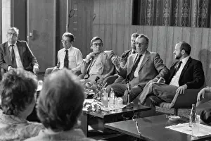 Unions: Ernst Breit visits USSR