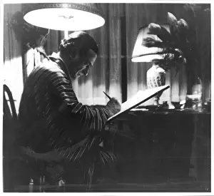 Neuilly: ERNST DRYDEN SKETCHING