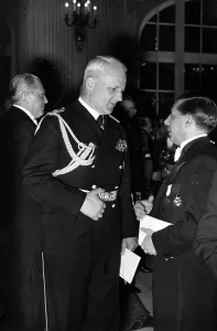 Weizsaecker: Ernst Freiherr V Weizsaecker