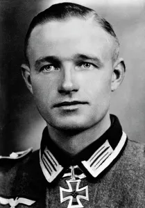 Scherl: Ernst Gaedckens, 1943