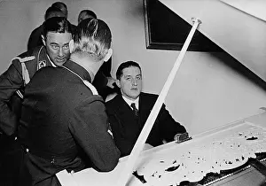Proper: Ernst Hanfstaengel