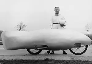 Succeeded: Ernst Henne with motorcycle, 1937