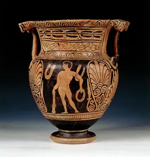 Tolentino: Etruscan red figures vase depicting