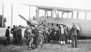 Overthrow: Europeans leave Kabul, 1929