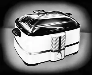 Roaster: EV1899 - Roaster, circa 1950s. ?