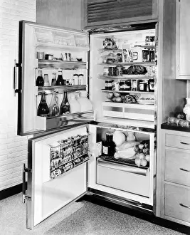 Rescans: EV1905 - Refrigerator, 1961. ?