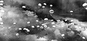 101st: EV1945 - Paratroopers of the American 101st ?