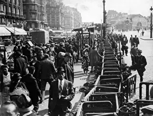Evacuating: Evacuation of Paris 1939