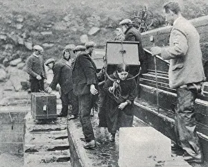 Iln - Consolidated Archive Holdings Ltd: Evacuation of St. Kilda - scenes of departure