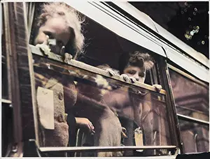 Outcolourisedpic: EVACUEES ON A TRAIN