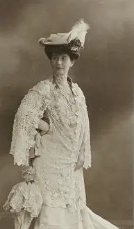 Szekely: Eveline. Young woman with hat and