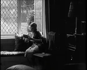 Laye: Evelyn Laye CBE, British Actress, Hiding Her