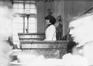 Unstable: Evelyn Nesbit Thaw (1884-1967), testifying ?