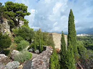 Hamlets: Evenos, Provence, France