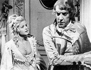 Aulin: Ewa Aulin - Donald Sutherland