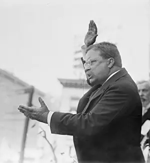 Yonkers: Ex-president Theodore Roosevelt gesticulating ?