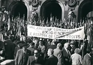 Pensions: Ex-servicemen demonstrate for higher pensions, Paris