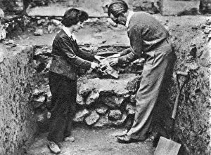 Cripplegate: Excavating in the bombed Cripplegate area