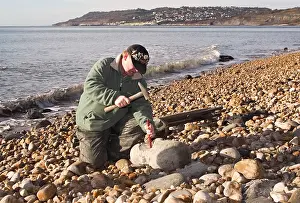 Palaeontologist: Excavating at Charmouth