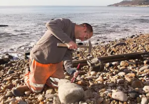 Palaeontologist: Excavating at Charmouth
