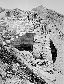 Ashlar: excavation works of Troy, around 1890
