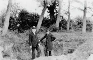 Forgery: Excavations at Piltdown c. 1913