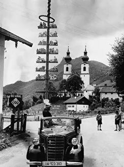 Maypole: Excursion through Upper Bavaria, 1939